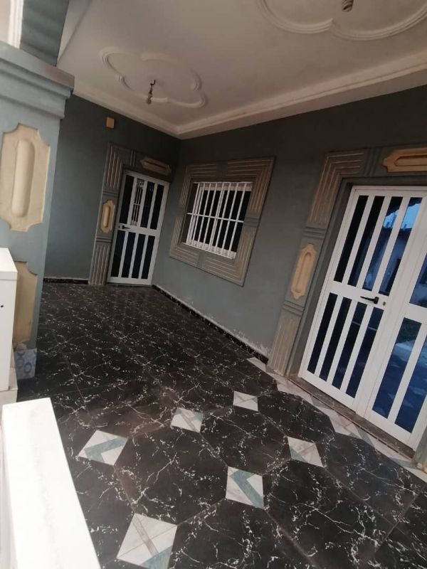 A vendre villa nouvellement construite à agoe assiyeyé , Maison à