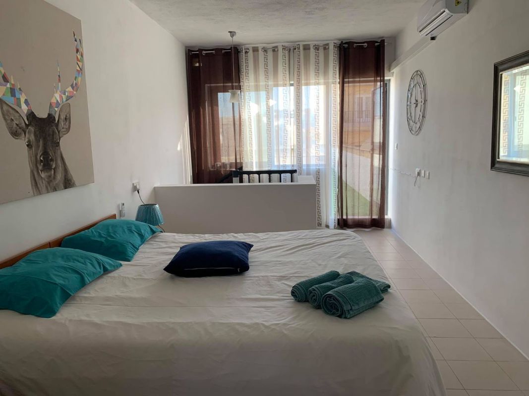 One of kind 1 bedroom penthouse in st julians, Flat for rent Sliema