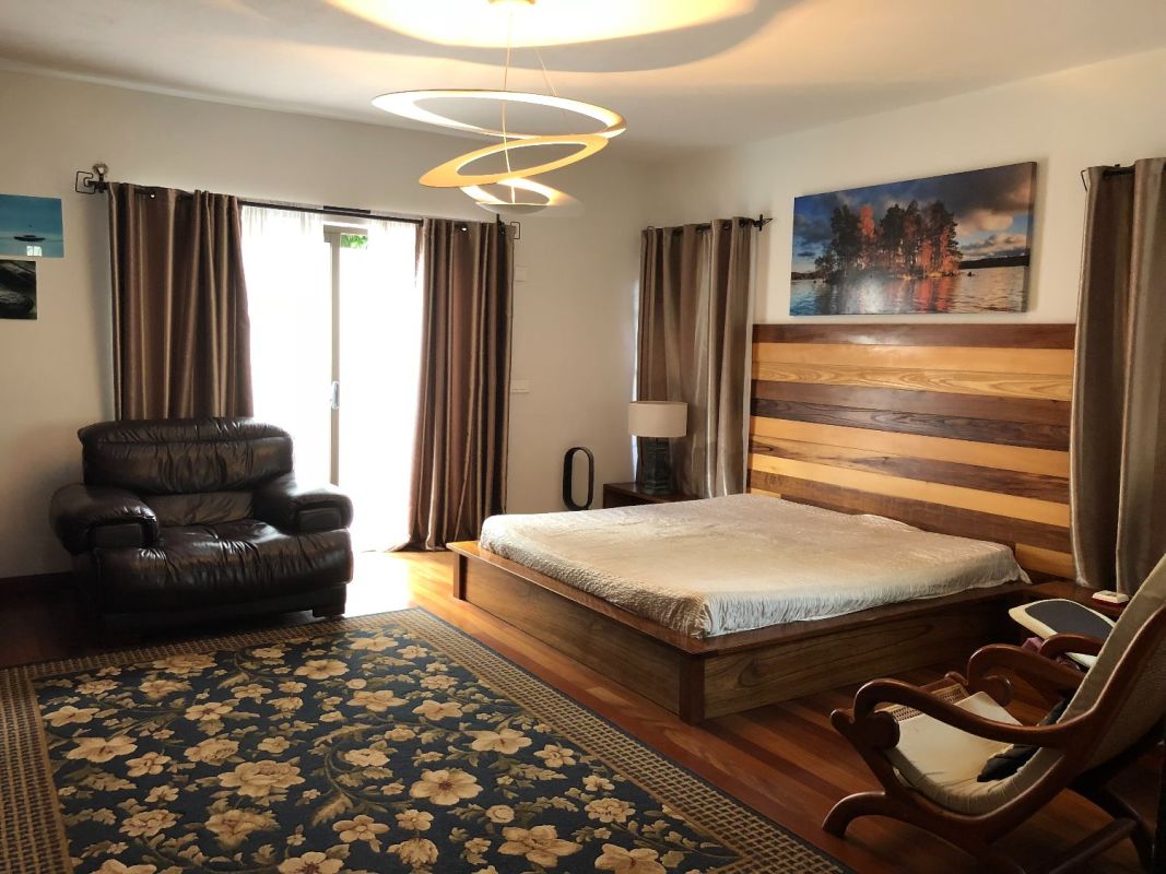 Modern and spacious architect designed villa for sale, House for sale