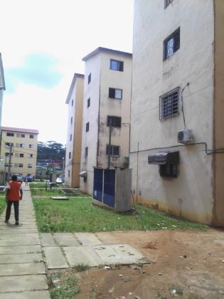 Bel appartement 04 pièces à Yopougon- cité ADO