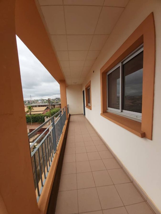 High standing apartment with group in odza, House for rent in Yaoundé