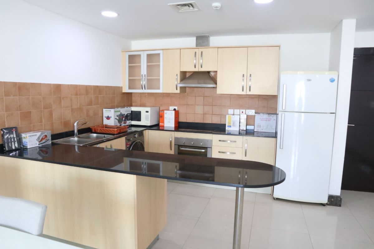 Budget friendly bright spacious cozy furniture balcony great