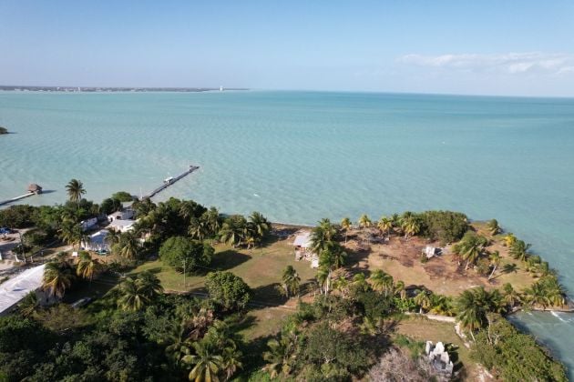 Lotto fronte mare a Consejo