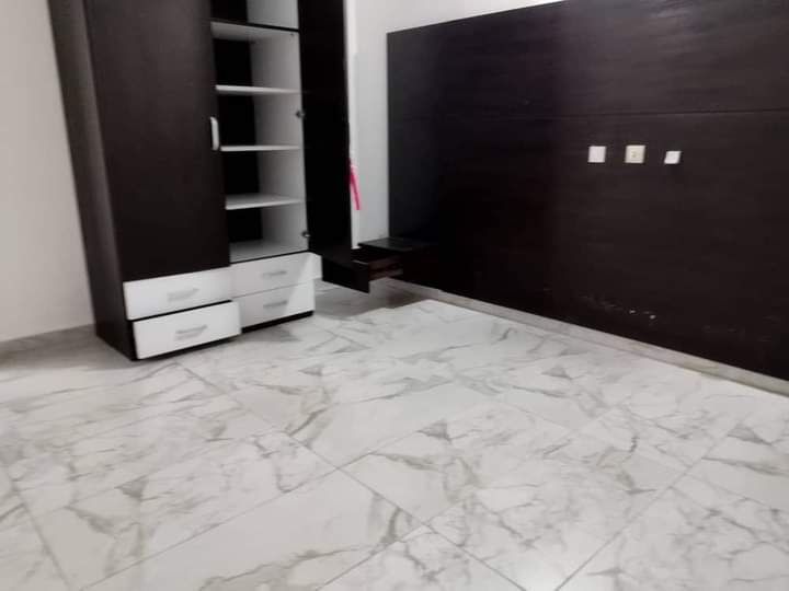 Rental of a 7room duplex in cocody riviera 4 in an ieces city, House