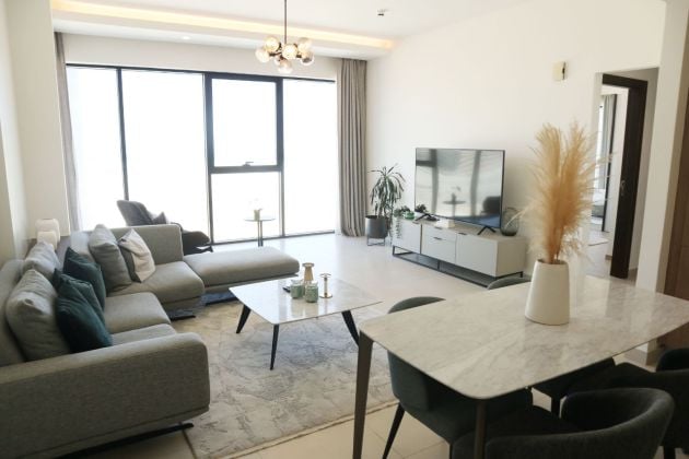 Magnificent 2BR | Well Maintained | Spacious | Natural Light | Family ...