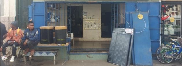 LOCAL À LOUER À TSARALALANA 