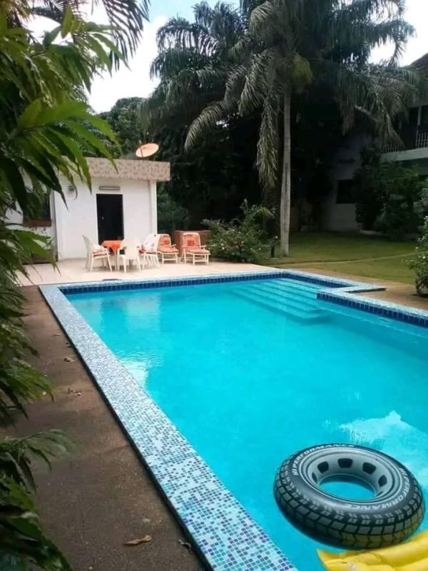 Cocody bonoumin abidjan mall vente villa duplex de 10pièces, Maison à