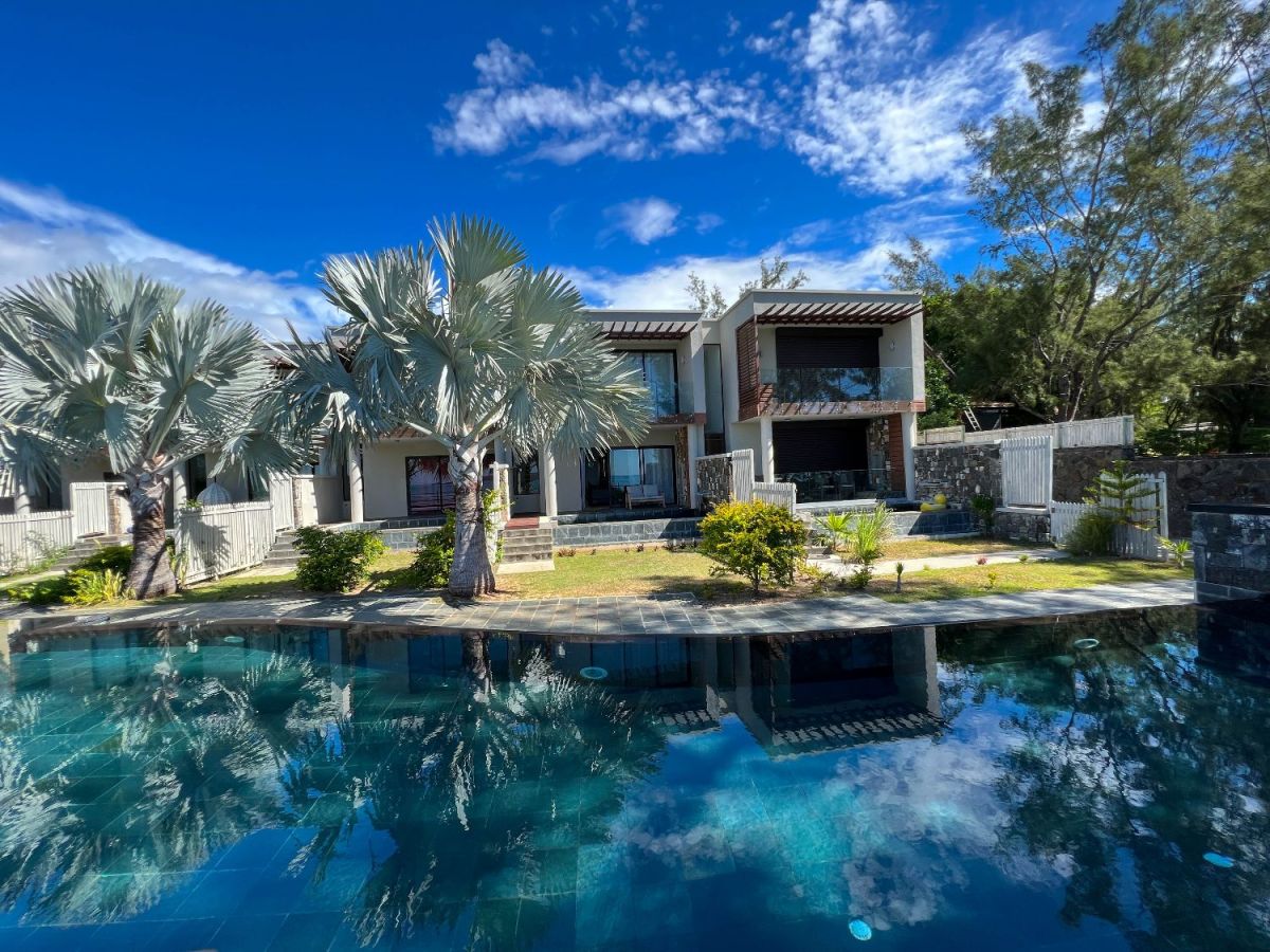 To rent 3 bedroom villa bain boeuf mur 125,000, House for rent