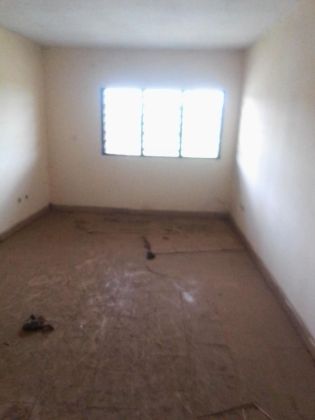 Bel appartement 03 pièces à Yopougon- cité ADO