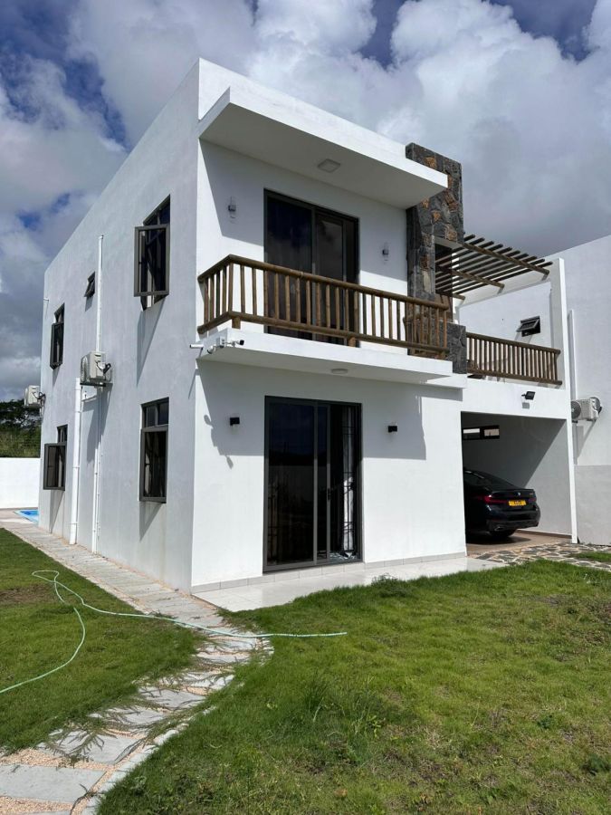 Une villa moderne a louer a grand baie référence du bien th2000ks