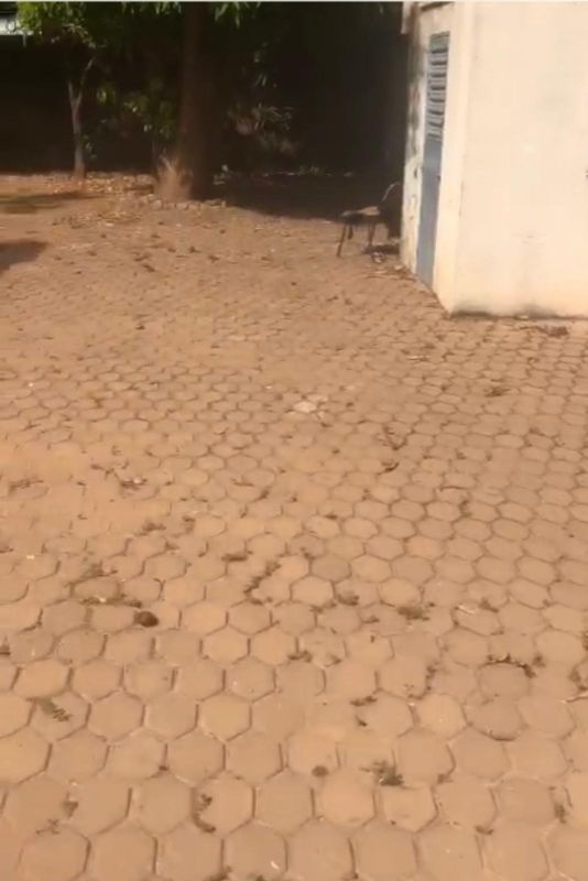 Low villa for sale in ouaga 2000 zone a, House for sale in Ouagadougou