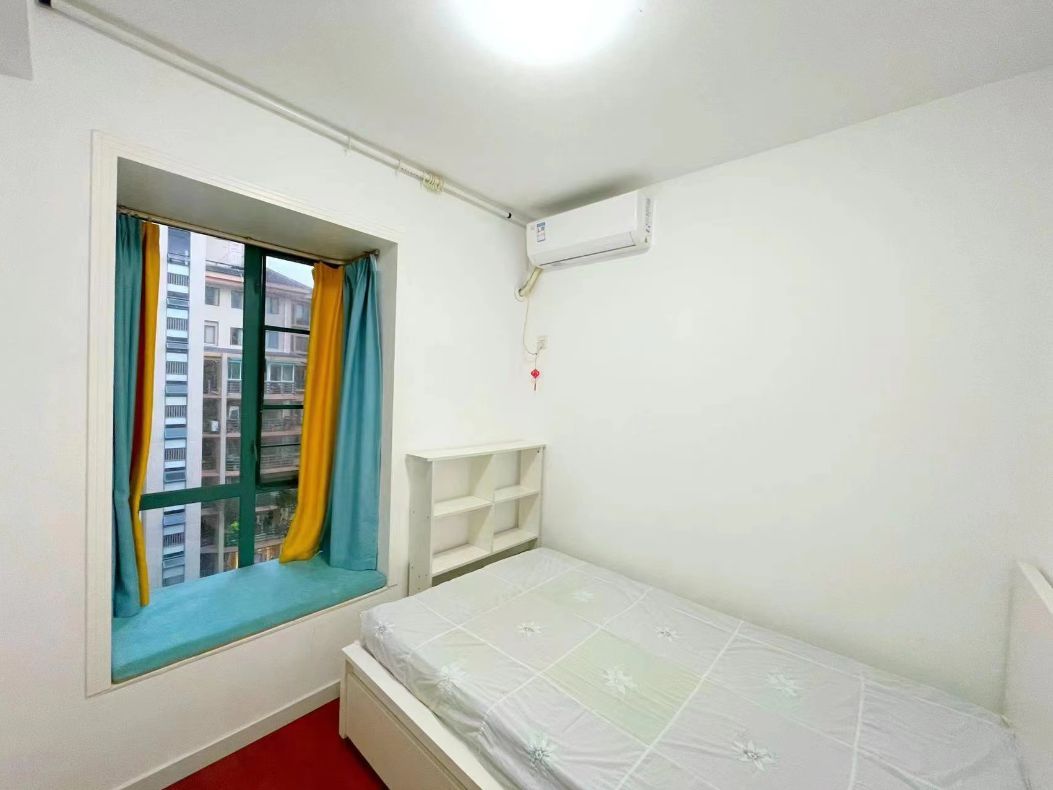 Newly renovated 2bedroom flat in nanshan (nanyou metro station/metro
