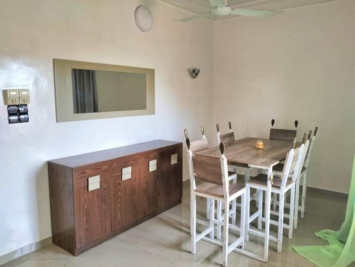 High standing furnished apartment fidjrosse plage, Flat for rent