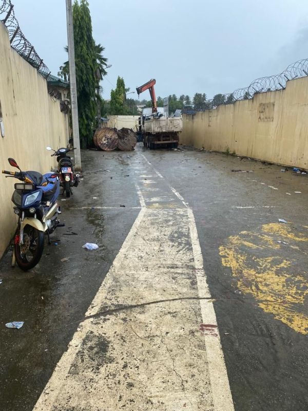 Rental of a 17room duplex 30th arrondissement, House for rent in