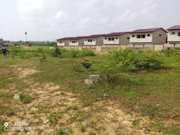 Cocody, route alepe près cité addoha vente terrain 30ha (acd)., Terrain