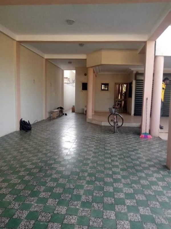Duplex en vente en zone a ouaga 2000, Maison à vendre à Ouagadougou Burkina Faso