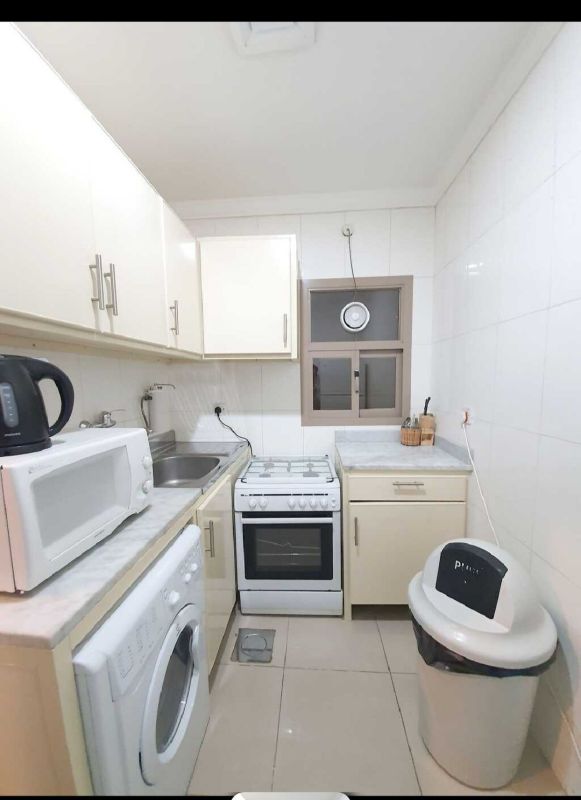 Fully furnished apartment, block 10, salmiya, room and hall + fully