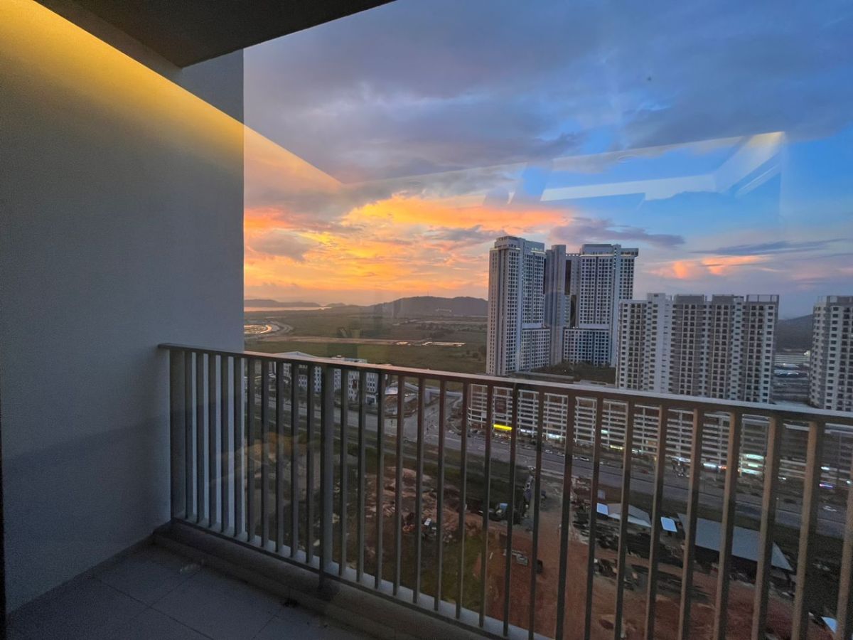 Vertu resort, batu kawan, penang, malaysia for rent 4 rooms, fully