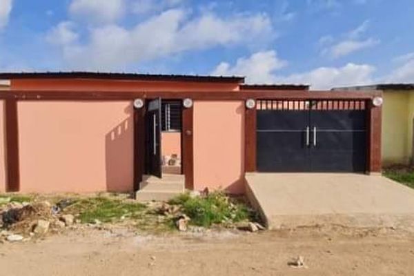 For sale low villa 4 rooms Bingerville Ivory Coast