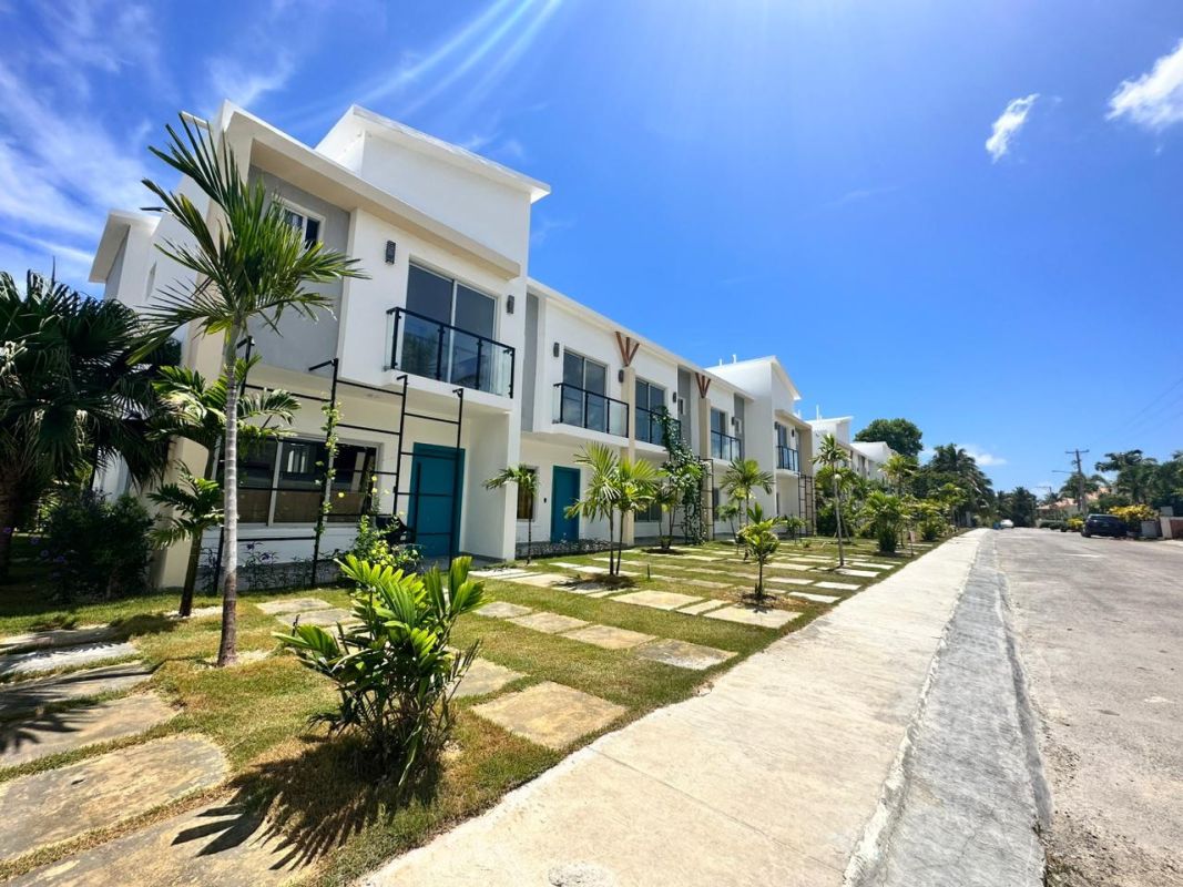Townhouses with access to the beach lopesan costa bávaro resort, spa