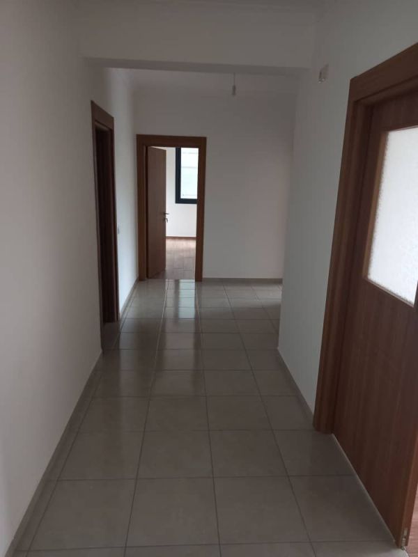 Location d'un bel appartement en zone 4, Appartement à louer Abidjan