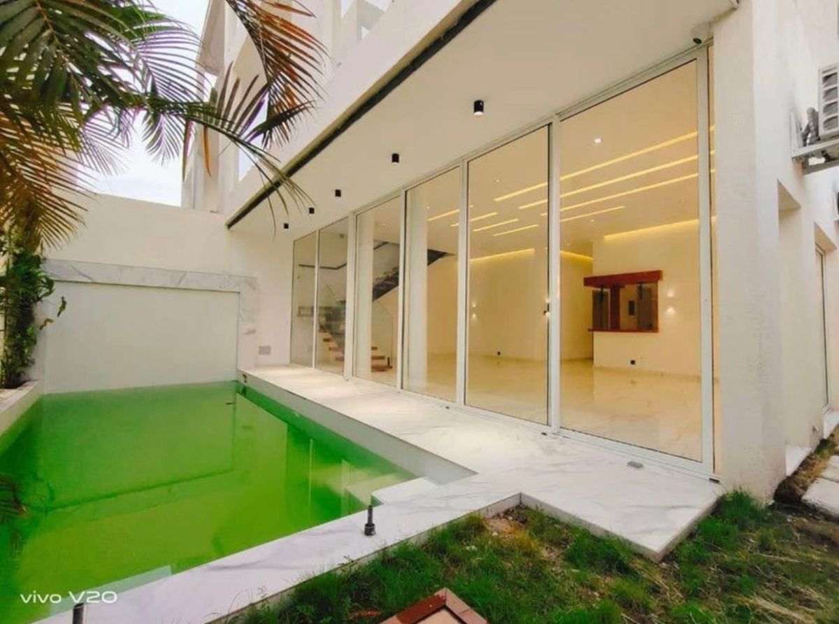Un triplex de haut standing en vente à la riviera abatta résidentiel