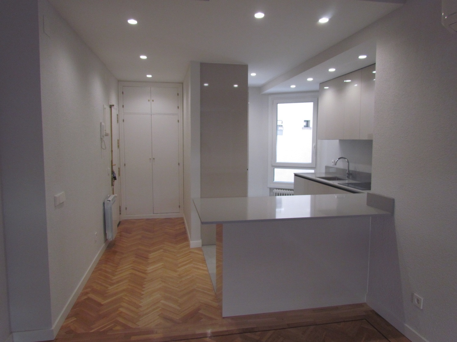 Flat for rent in Madrid downtown fully renovated and perfectly located