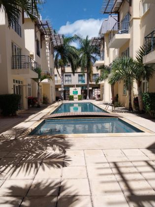 Fully furnished poolside duplex 