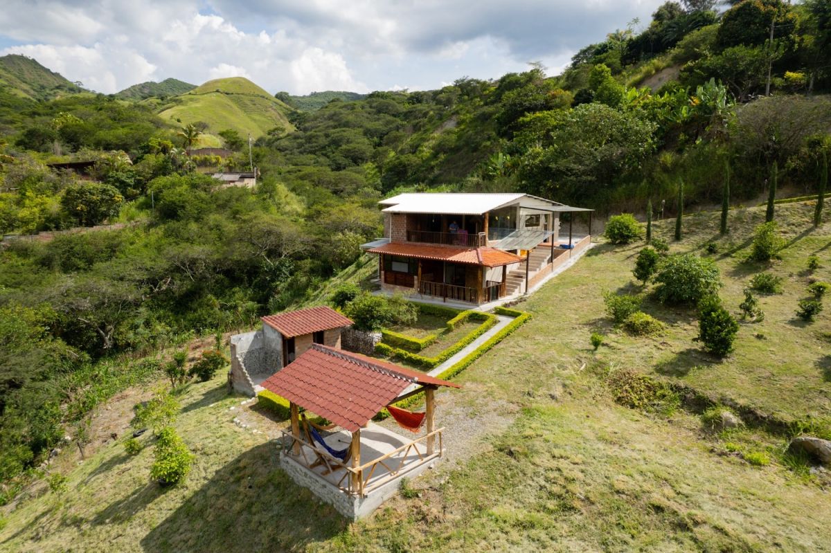 Price reduced escape to a secluded paradise near vilcabamba, ecuador