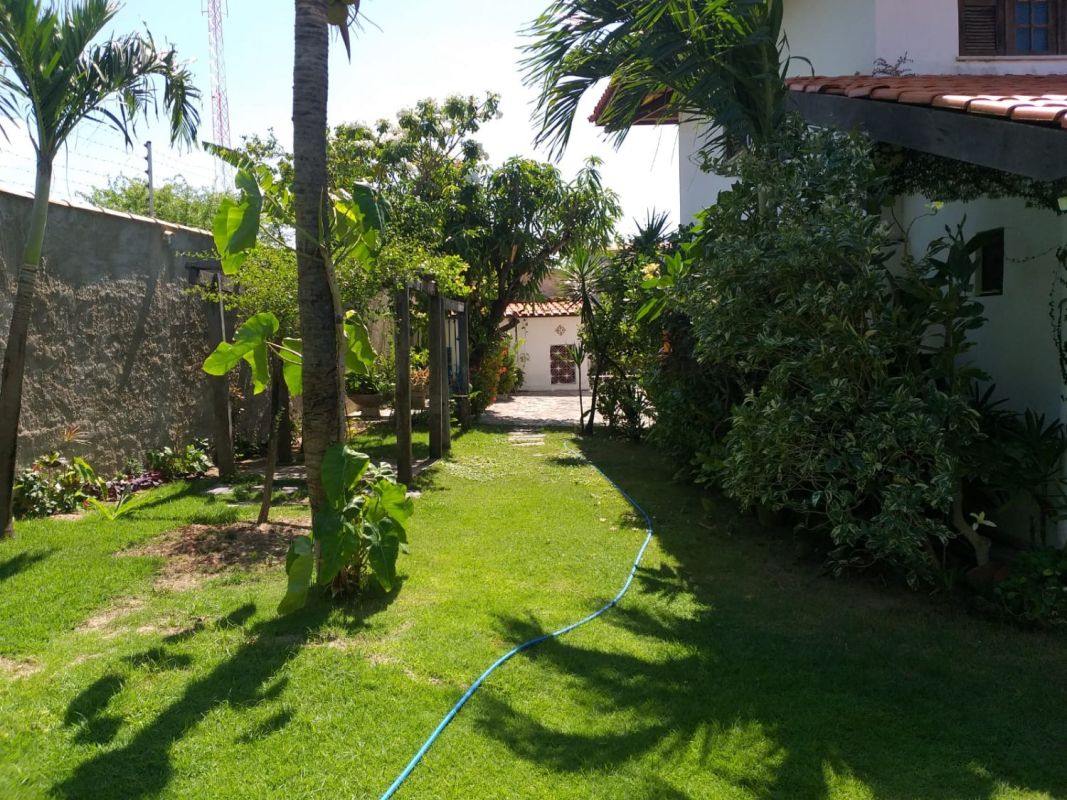 Villa with 10 bedrooms and pool 200m from the beach / fortaleza, House