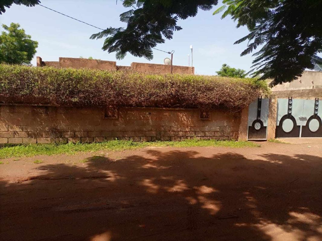 Une villa f4 en vente à ouaga 2000 cite azimmo 440m², Maison à vendre à Ouagadougou Burkina Faso