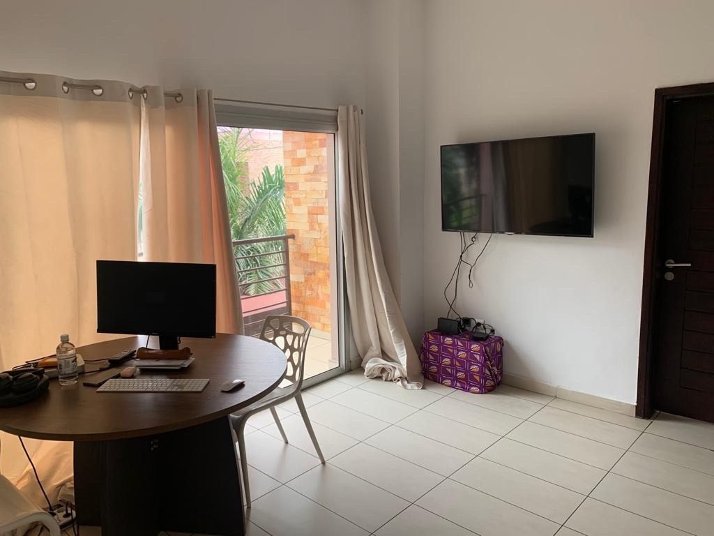 Riviera 3, rental of a 7room house with a garden near the french