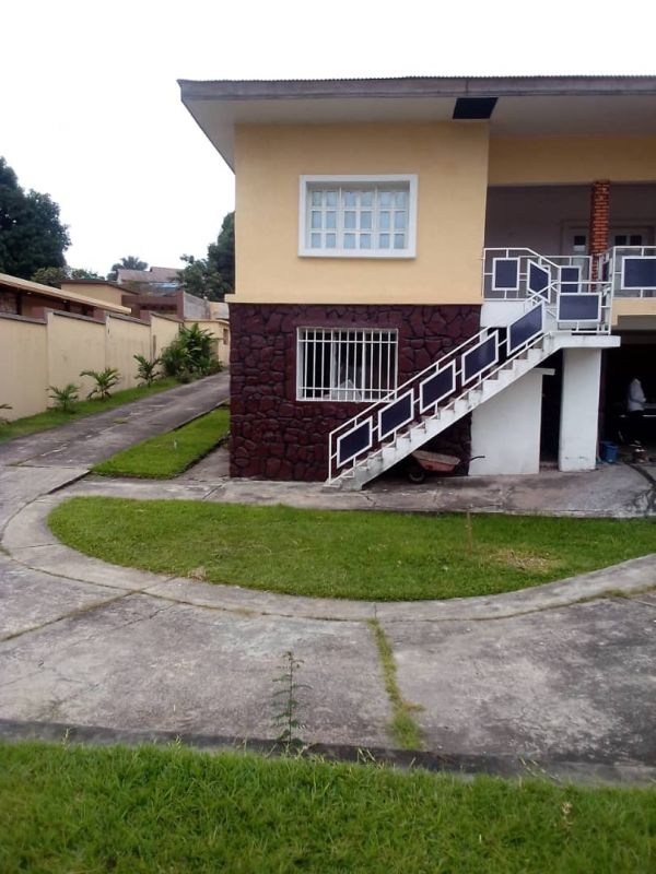 Villa mis en vente , Maison à vendre à Kinshasa République démocratique