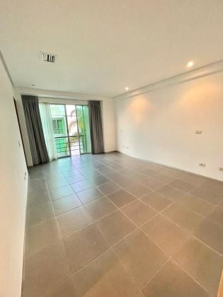 Santa Ana Cozy Modern Condo Apartment for rent  $1100