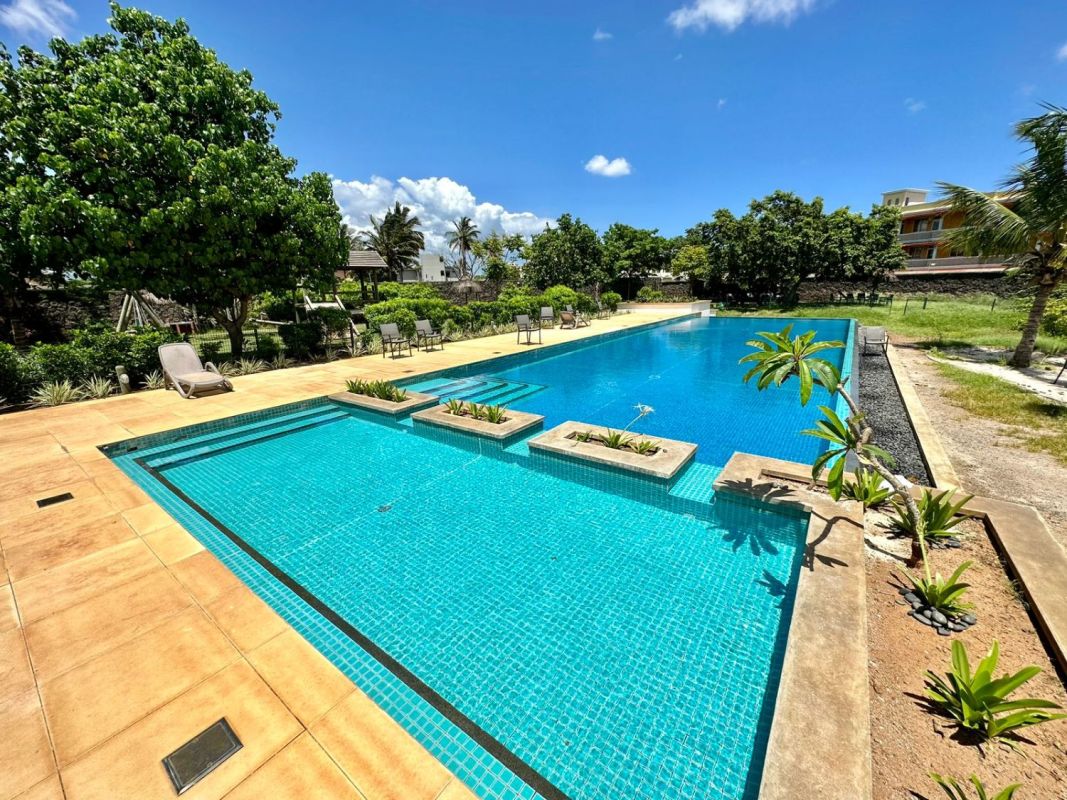 On sale exclusive 3 bedroom villa port chambly mur 19,8m, House