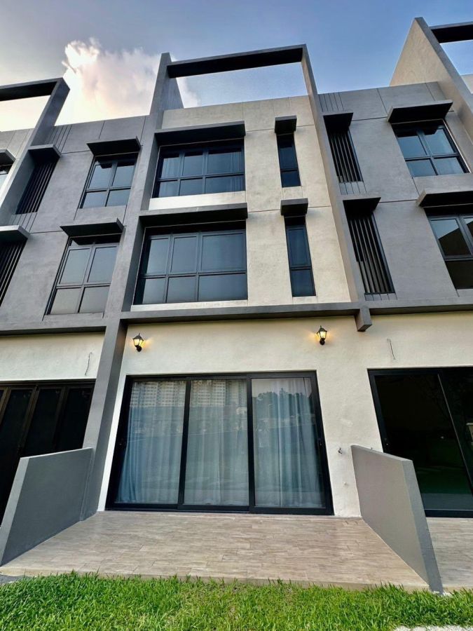 Affiniti residences landed duplex villa, seri kembangan, selangor for