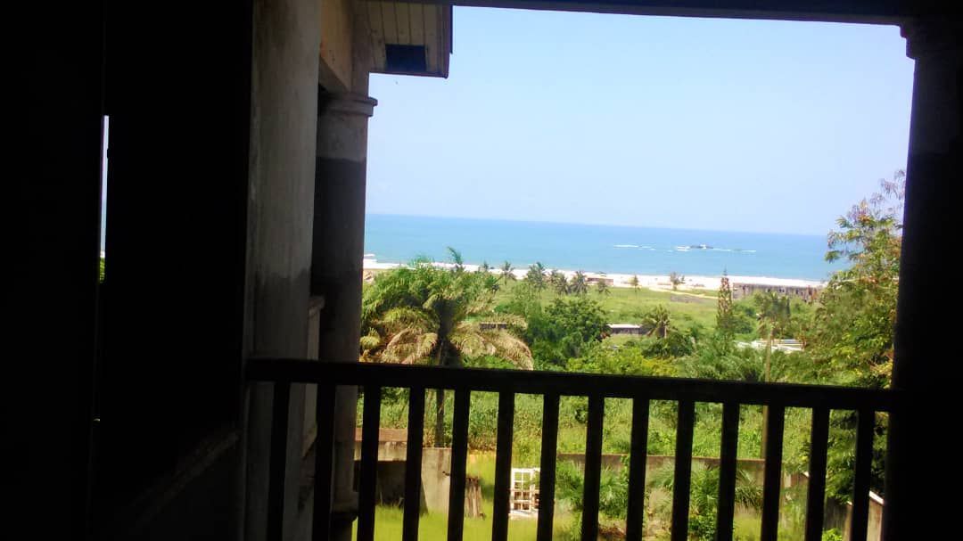 Villa en vente à san pedro, Maison à vendre Sanpédro, bassassandra