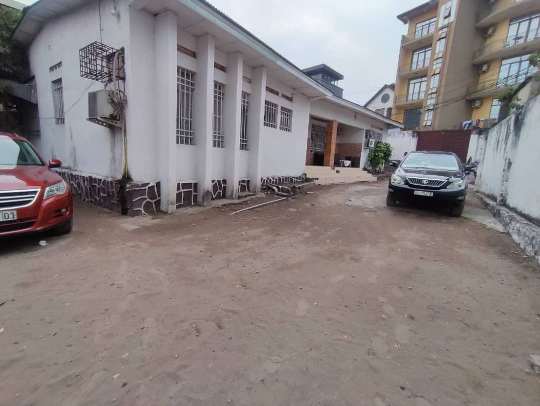 vente d'un terrains à gb , Maison à vendre à Kinshasa République
