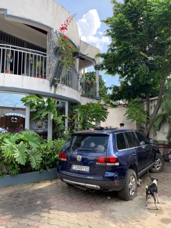 Vente d'une parcelle , Maison à vendre à Kinshasa République