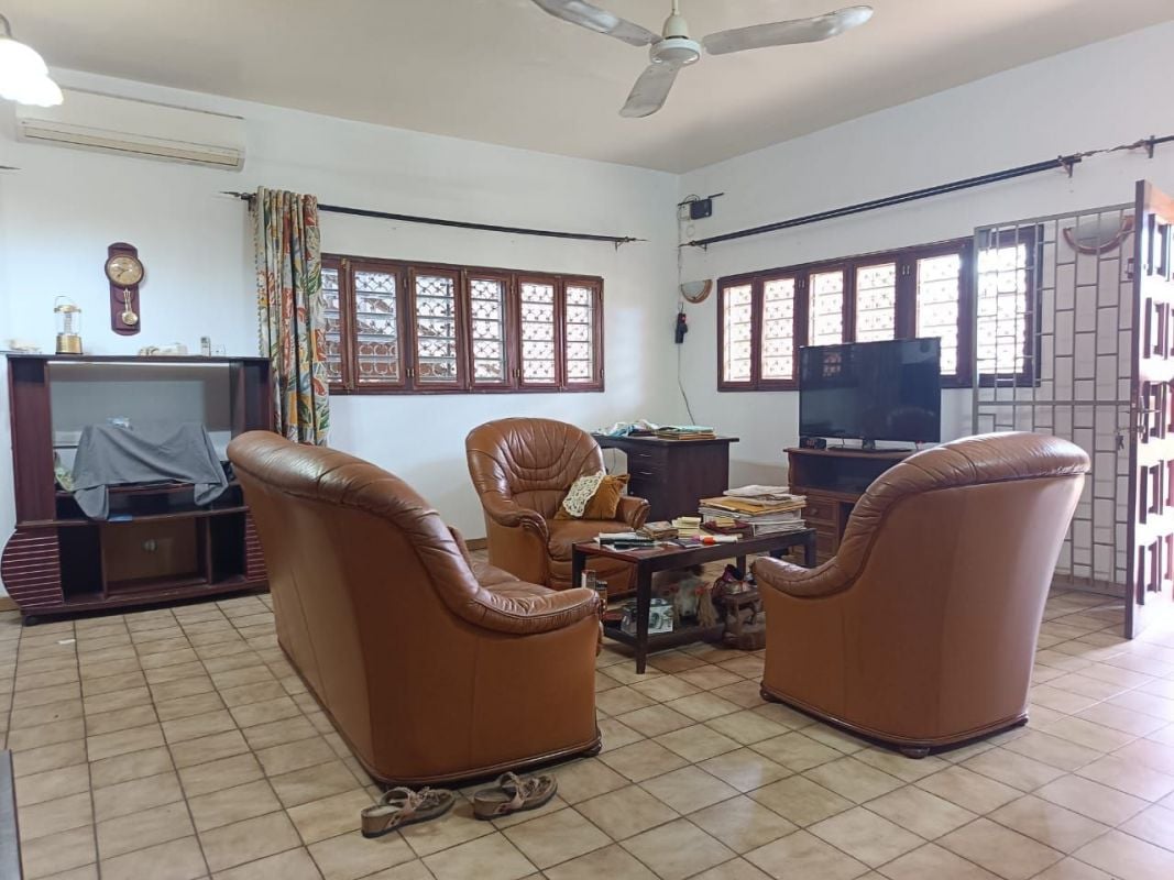 A beautiful duplex villa (r+1) on 01 lot or 639 m² for sale in ...