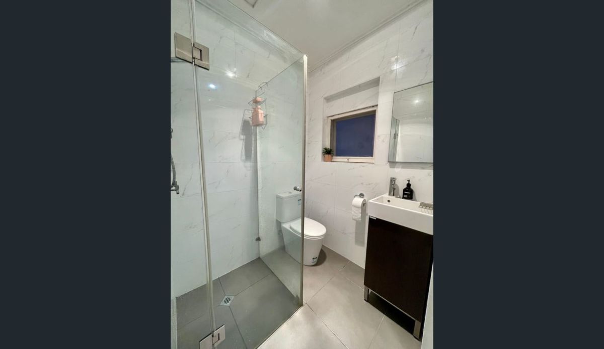 Fully furnished studio for rent in 10 newton rd, singapore 307947, Room