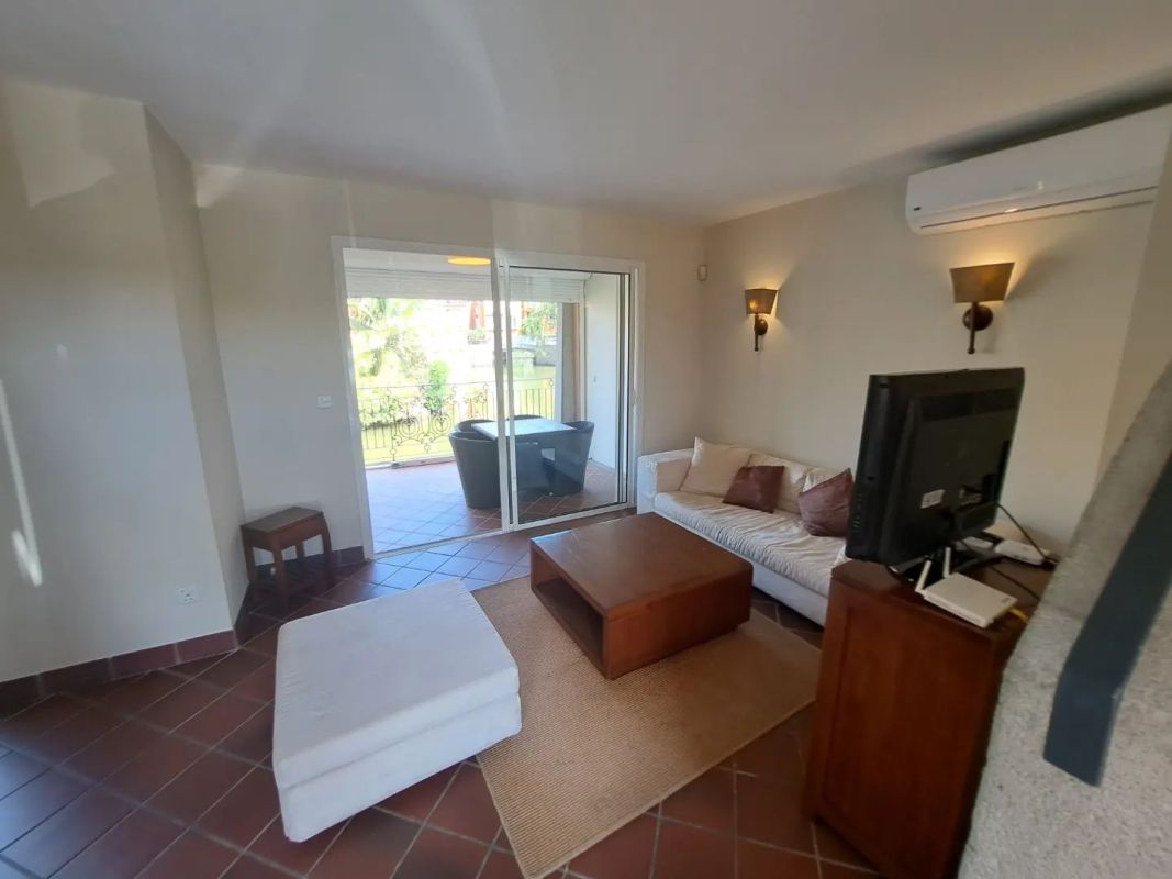 Beautiful villa for rent in port chambly , House for rent Baie du