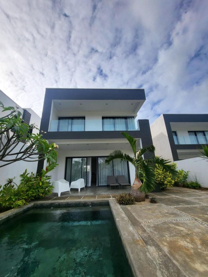 Beautiful new villa accessible to foreigners at 375,000, House for