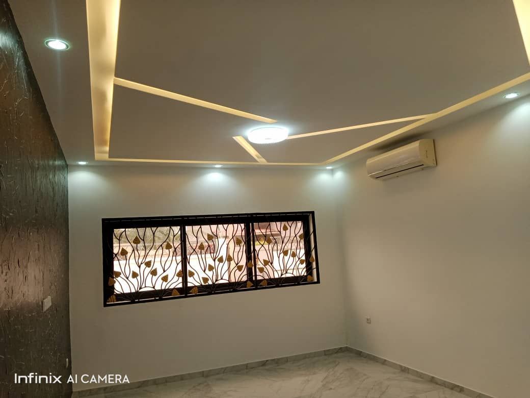 Duplex villa for rent in lomé klikamé, House for rent Lomé, maritime