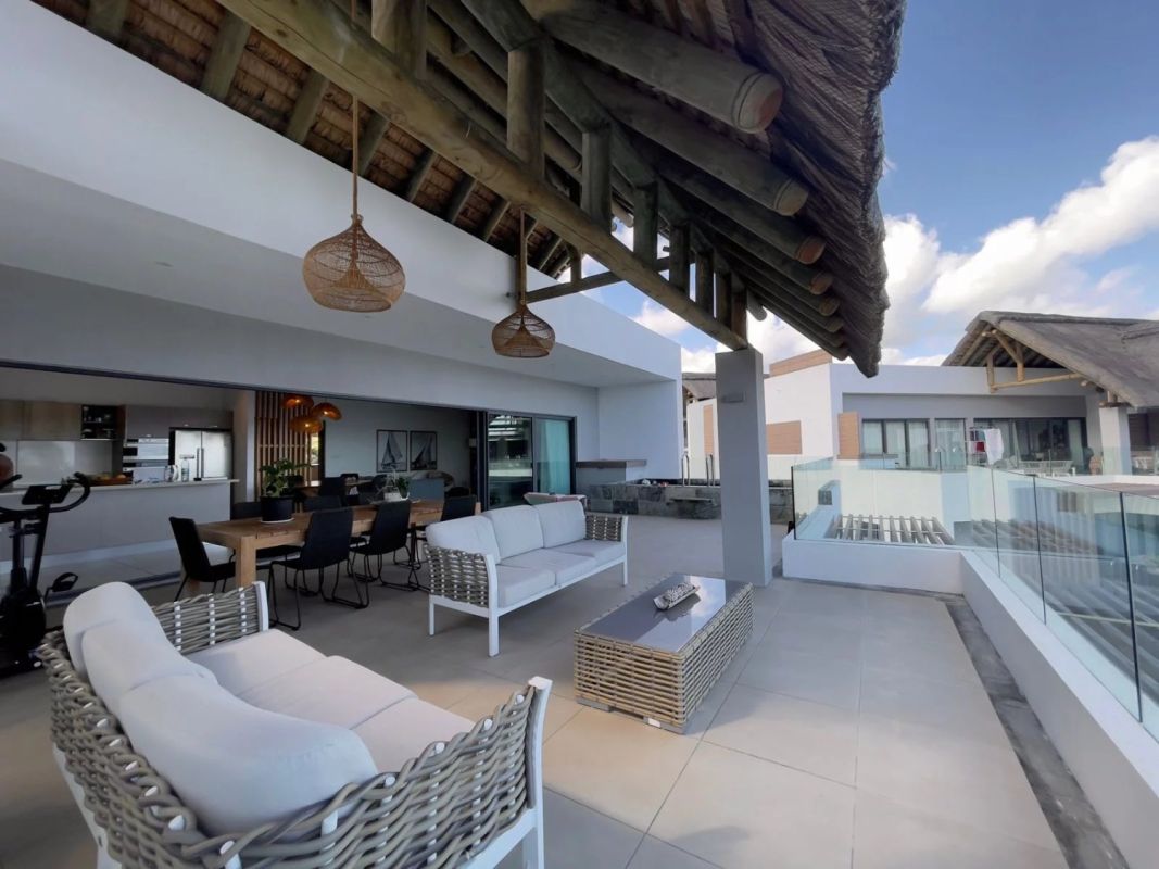 For sale, luxury penthouse with 4 ensuite bedrooms, House for sale