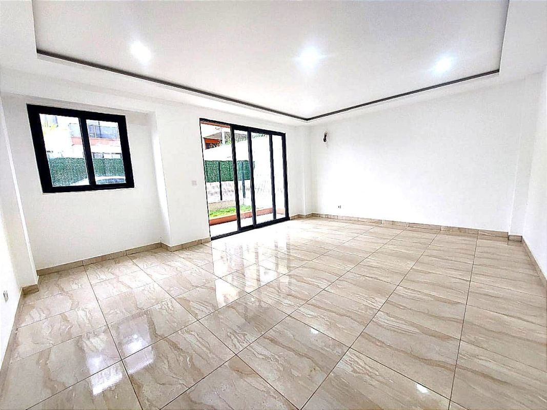 3 room apartment for rent in riviera faya, Flat for rent in Abidjan