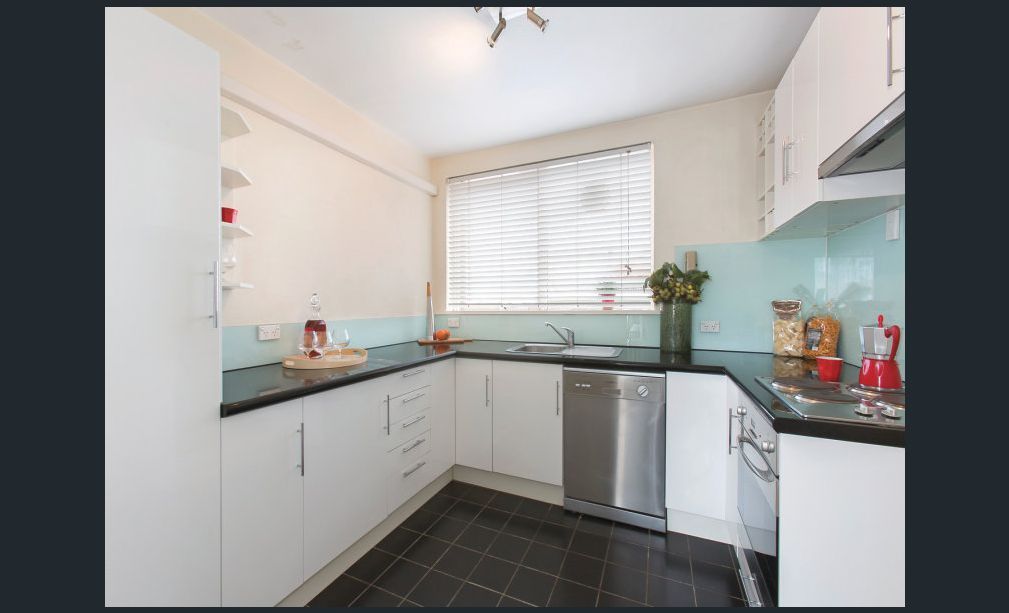 Newly fully furnished studio for rent in 109 jurong east street 13(s