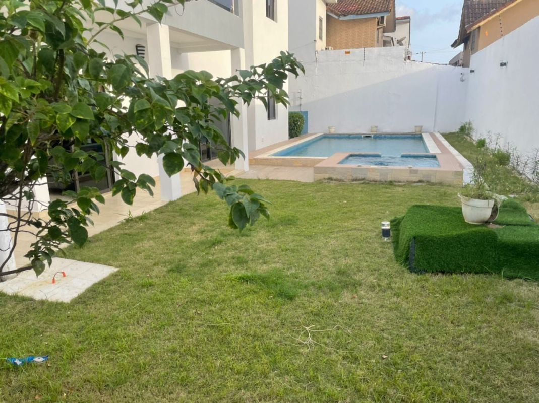 6 room duplex villa for sale in riviera 4, House for sale Abidjan