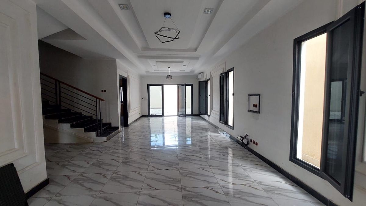 New 6room duplex villa for rent in riviera 4, House for rent in