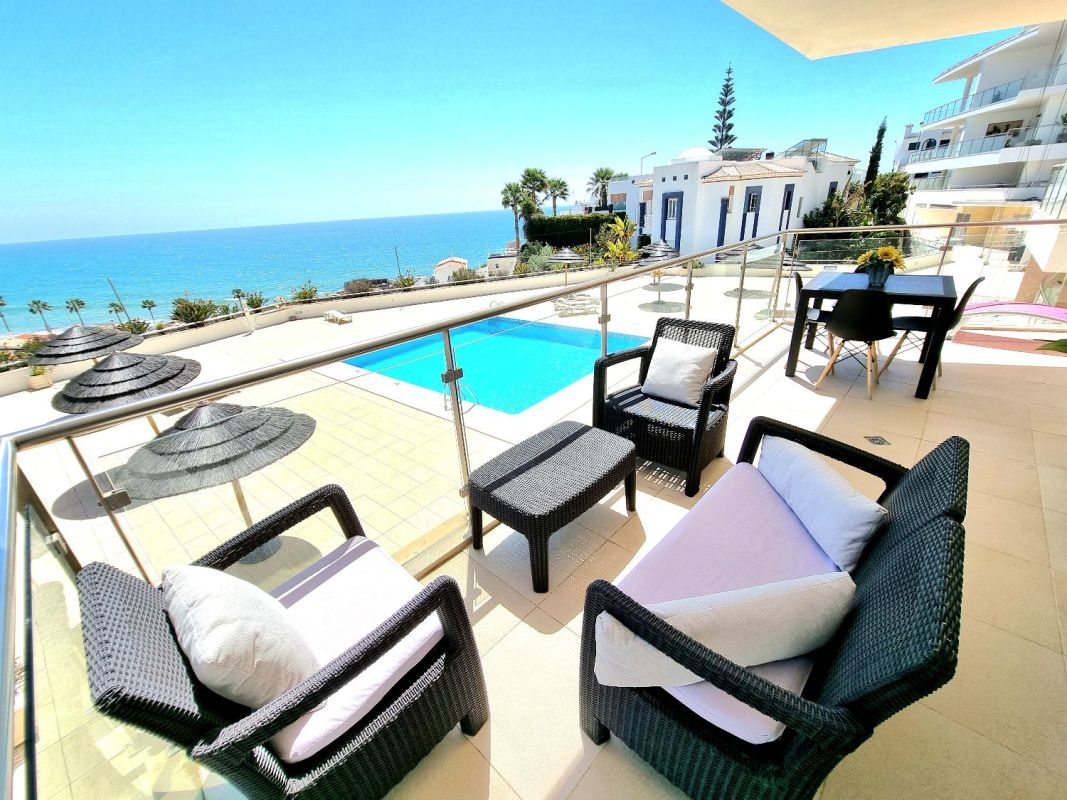 Sea front apartment, 1 bedroom 1 bathroom, Flat for rent Portugal